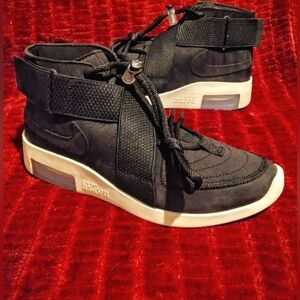 (2018) Nike x Fear of God  Collaboration "Air Raid" Black